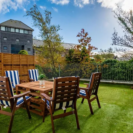 City Centre Escape With Large Terrace, Sleeps 7 Galway Exterior photo