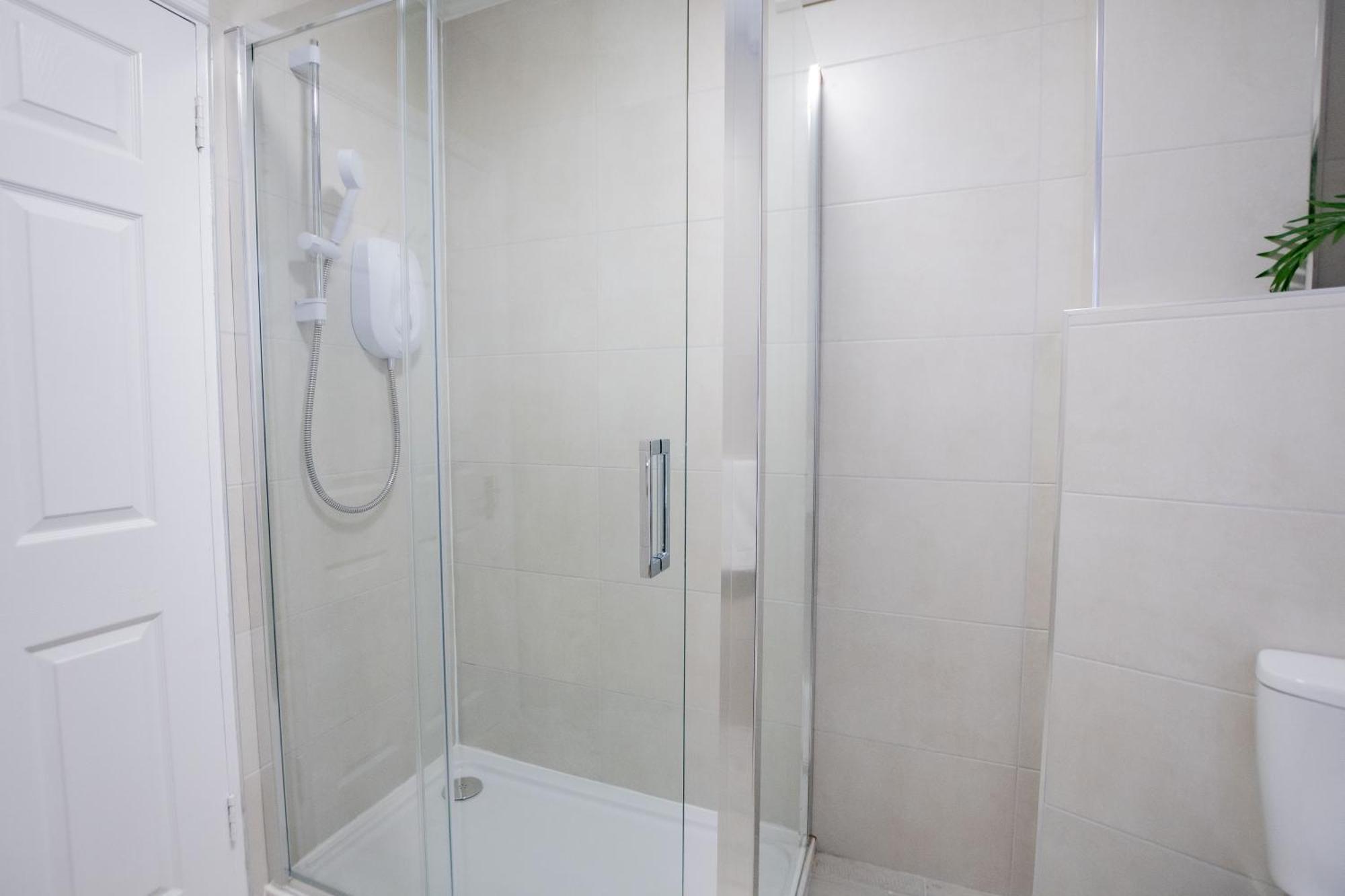 Centre Escape With Large Terrace, Sleeps 7